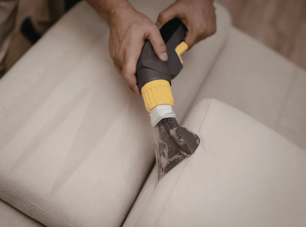upholstery cleaning Saskatoon